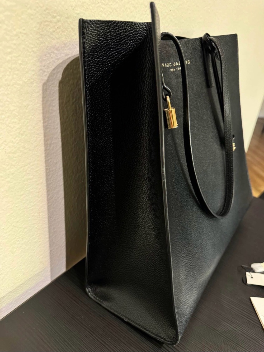 Marc Jacobs Black Pebbled Leather THE GRIND Tote with Gold Lock Detail - Picture 5 of 8